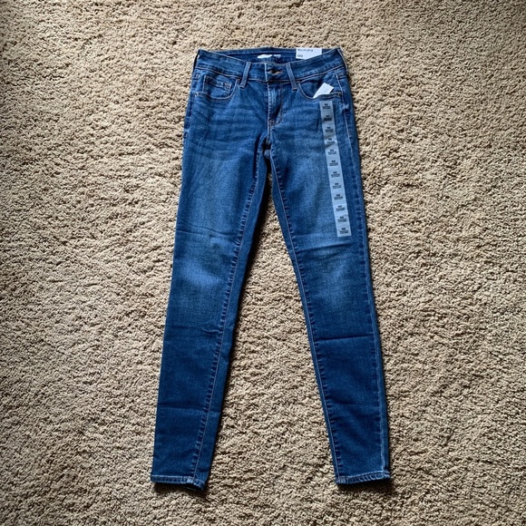 🆕 Old Navy ROCKSTAR Jeans - Picture 2 of 6